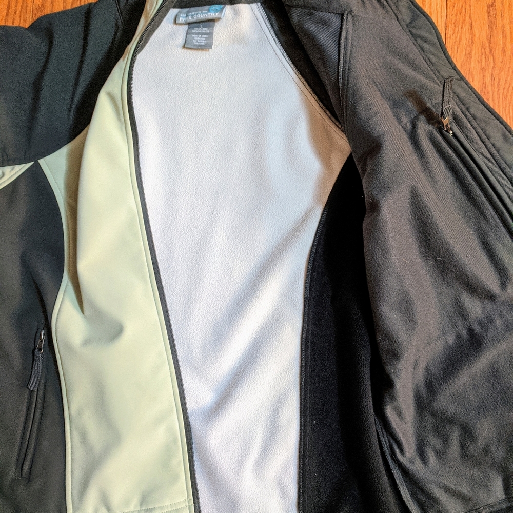 Women's Jacket - Picture 6 of 11